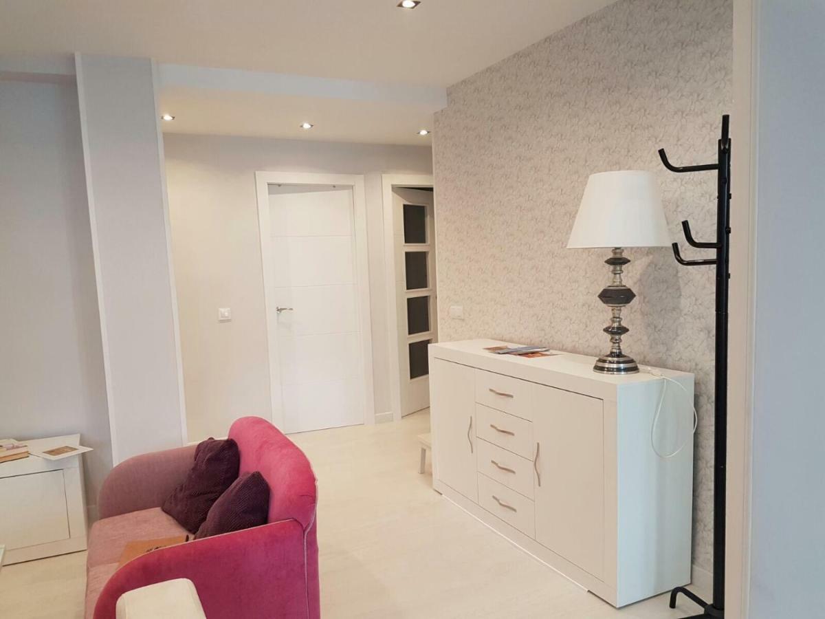 Apartamento Mugica 22 Apartment Logrono Luaran gambar