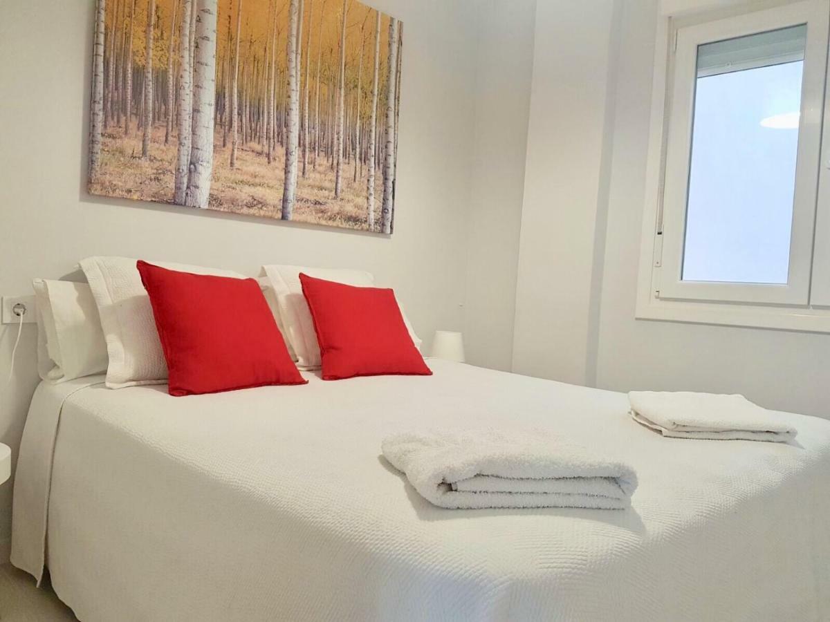 Apartamento Mugica 22 Apartment Logrono Luaran gambar